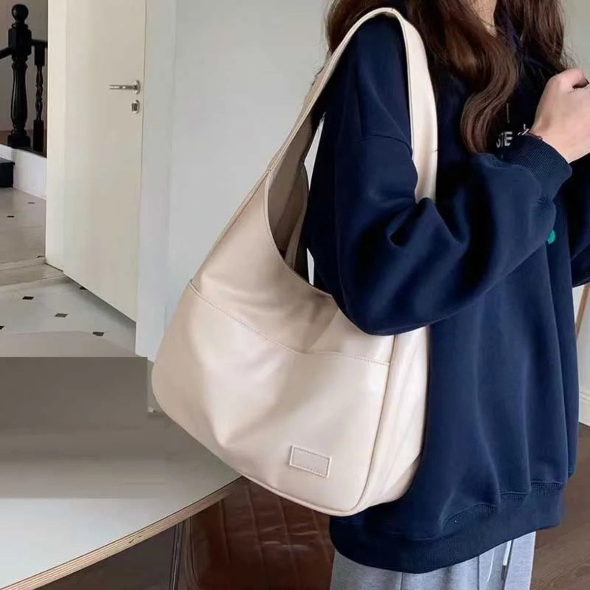 Fashionable Casual Tote & Black Leather Shoulder Bag For Women's