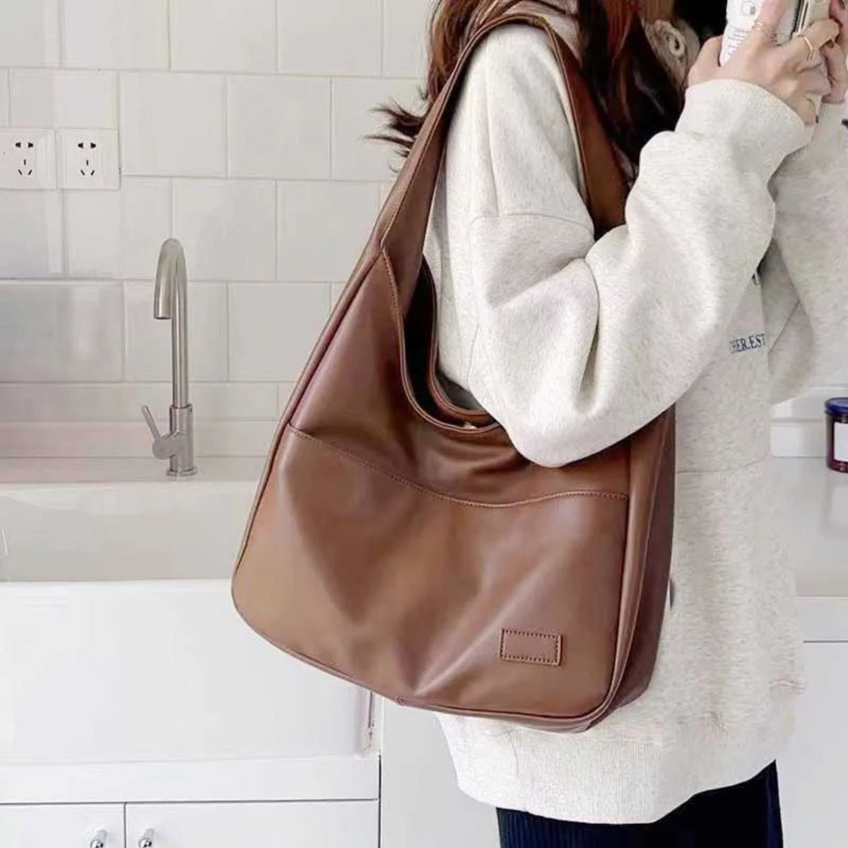 Fashionable Casual Tote & Black Leather Shoulder Bag For Women's